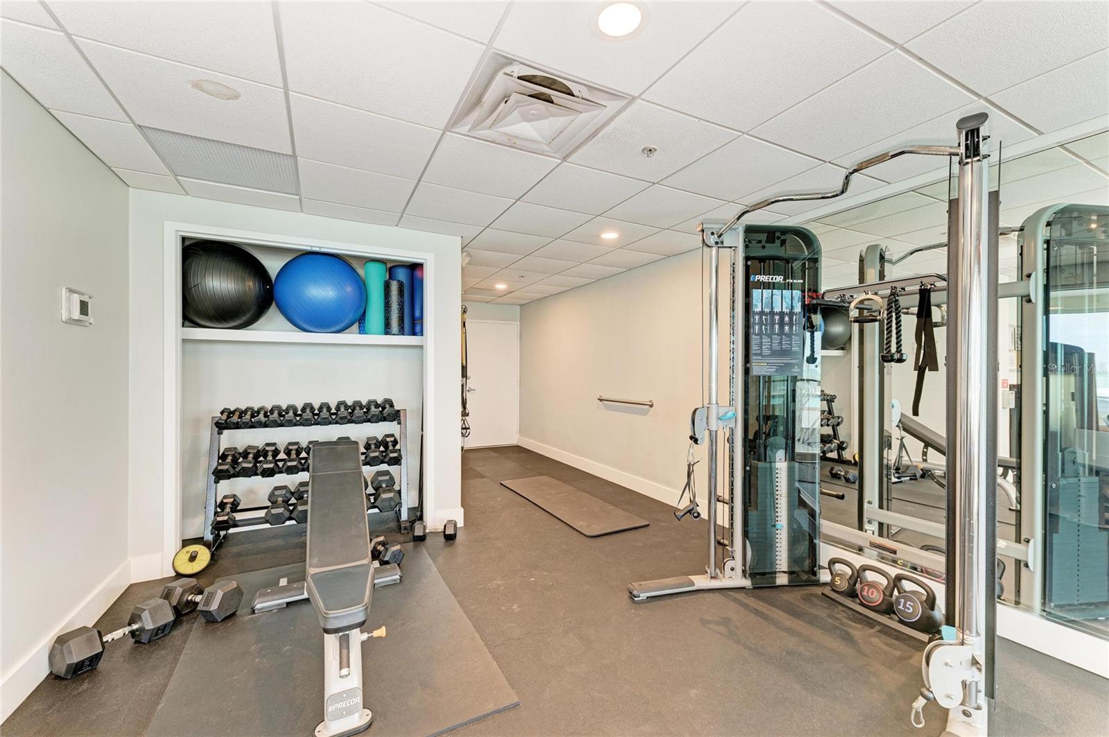 LONGBOAT KEY TOWERS - Residential Lease