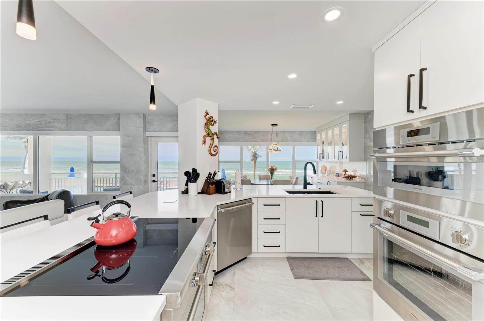 LONGBOAT KEY TOWERS - Residential Lease