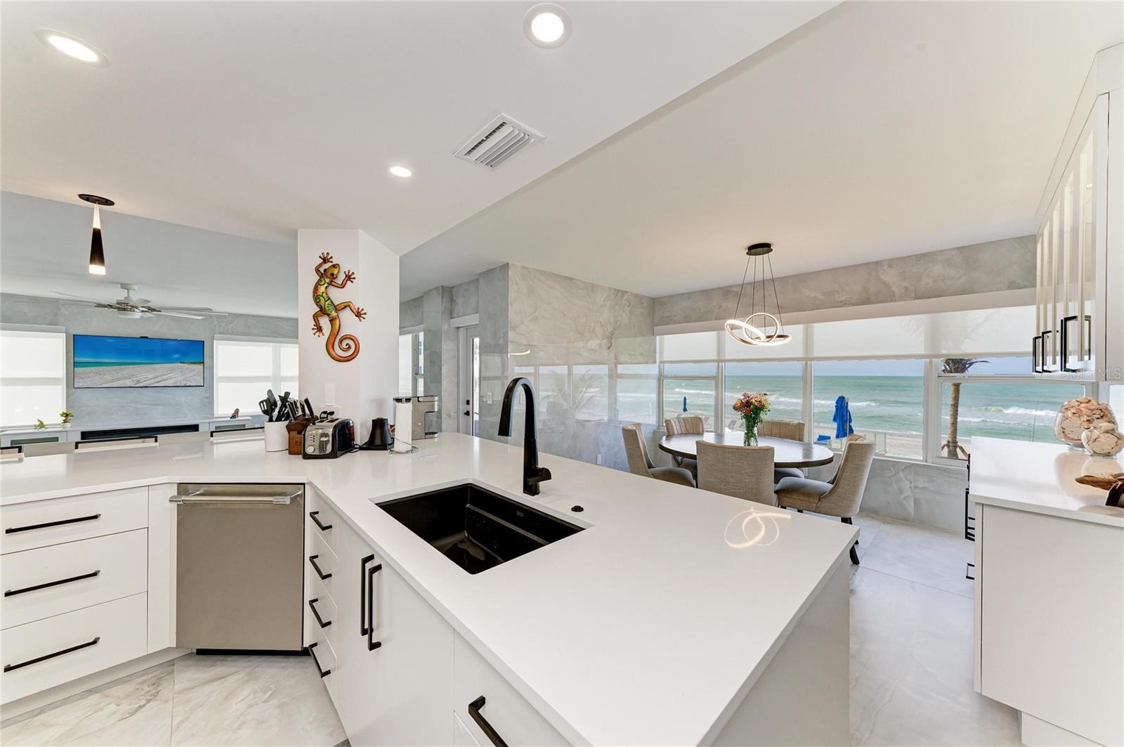 LONGBOAT KEY TOWERS - Residential Lease