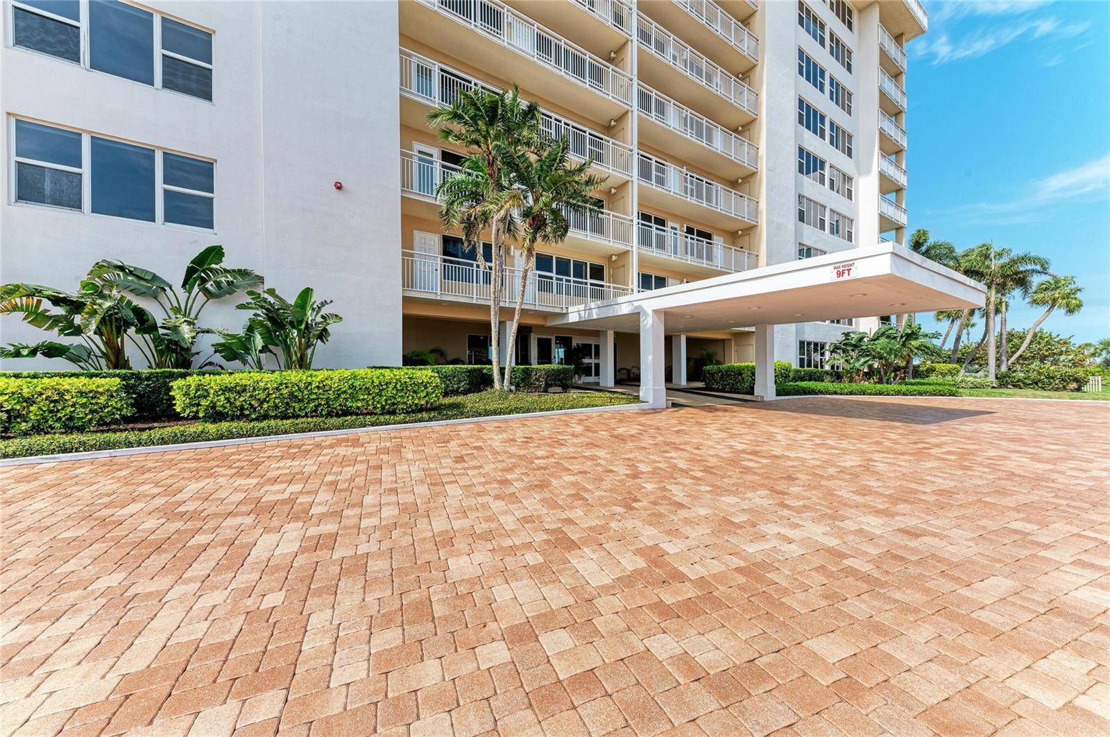 LONGBOAT KEY TOWERS - Residential Lease