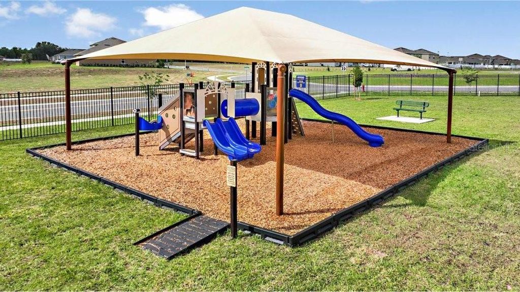 Photo of 4324 Fabulous Finch Lane, Bartow, FL 33830 (MLS # S5142910)