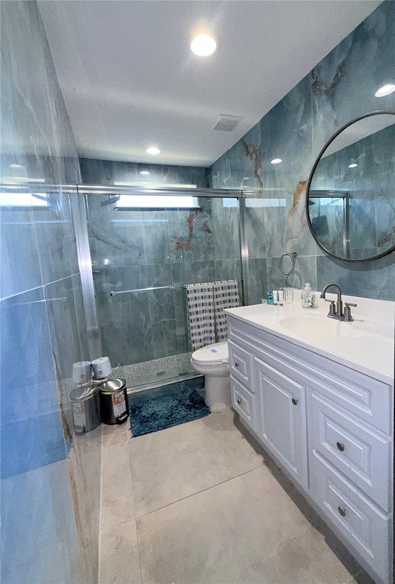 EMERALD ISL RSRT PH5A - Residential