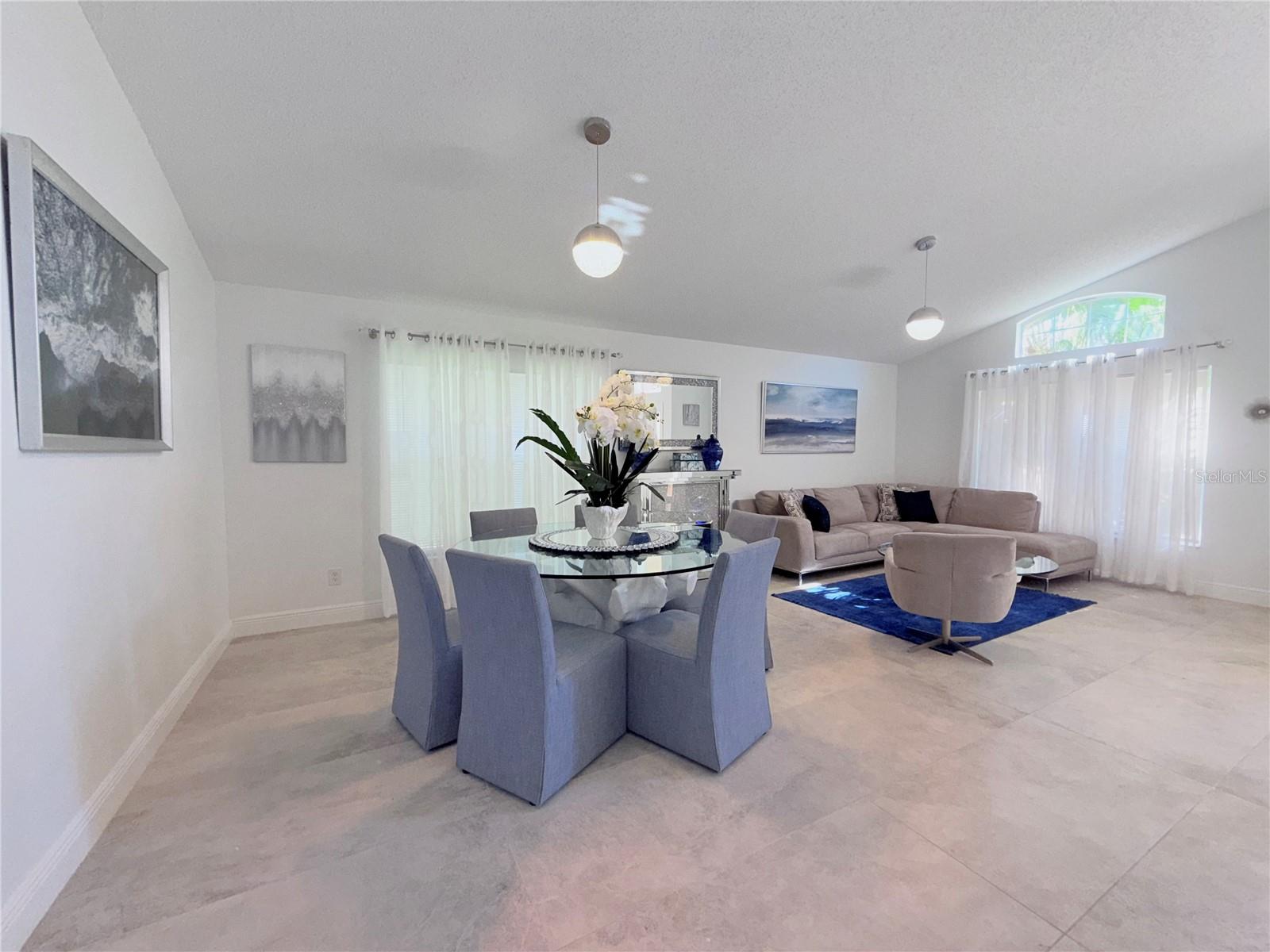 EMERALD ISL RSRT PH5A - Residential