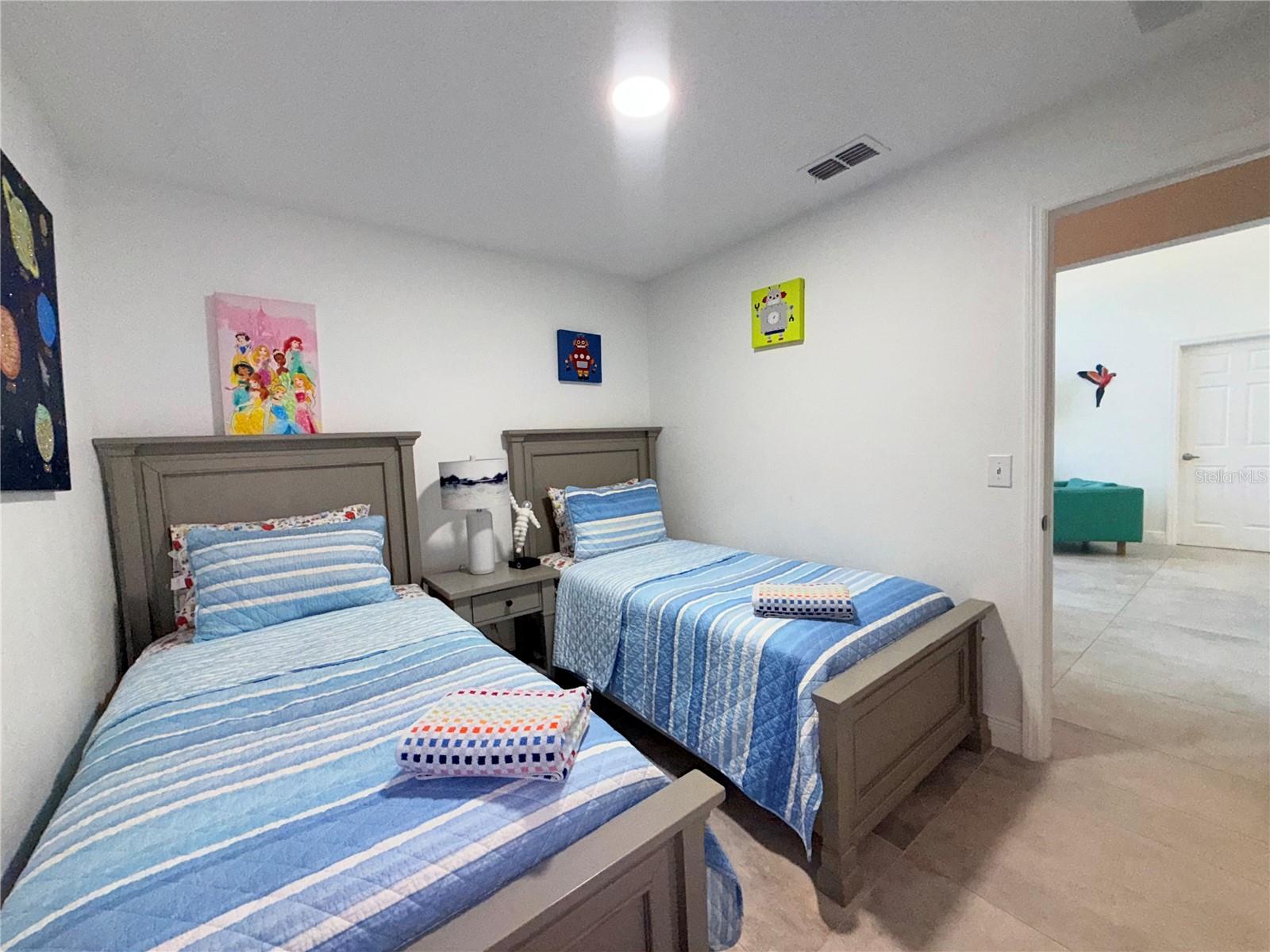 EMERALD ISL RSRT PH5A - Residential