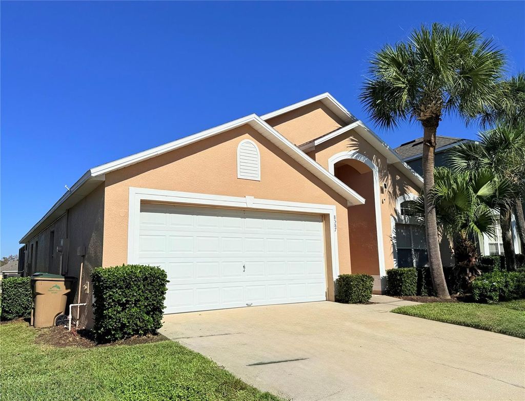 Photo of 8587 Sunrise Key Drive, Kissimmee, FL 34747 (MLS # O6361527)