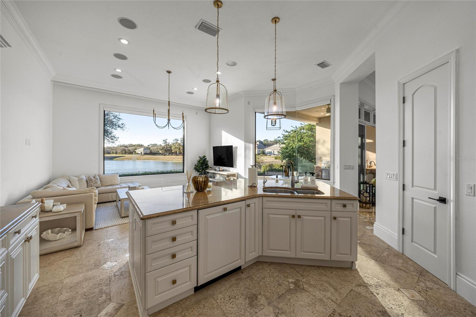 RLR GOLDEN OCALA - Residential