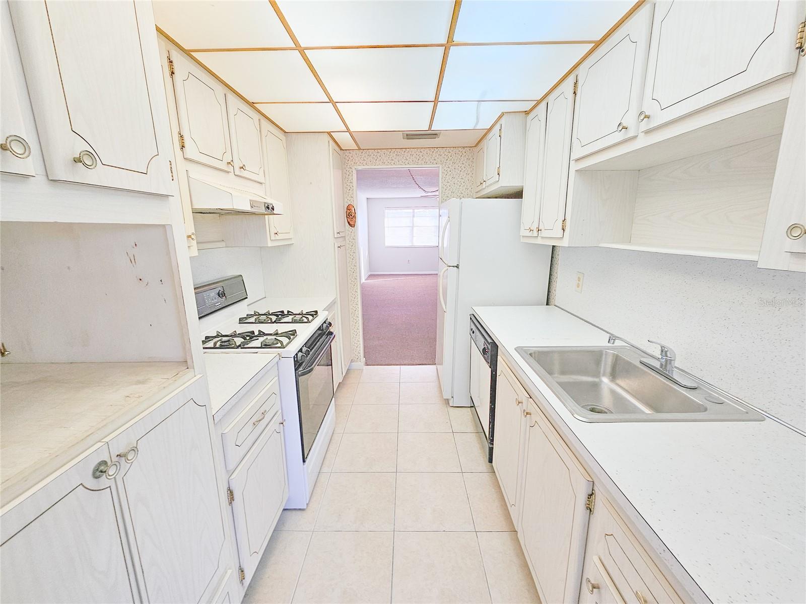 TOWN SHORES OF GULFPORT - Residential