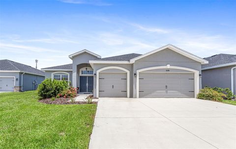 A home in PARRISH