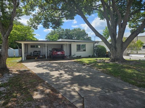 Photo of 2800 S French Avenue, Sanford, FL 32773 (MLS # O6404269)