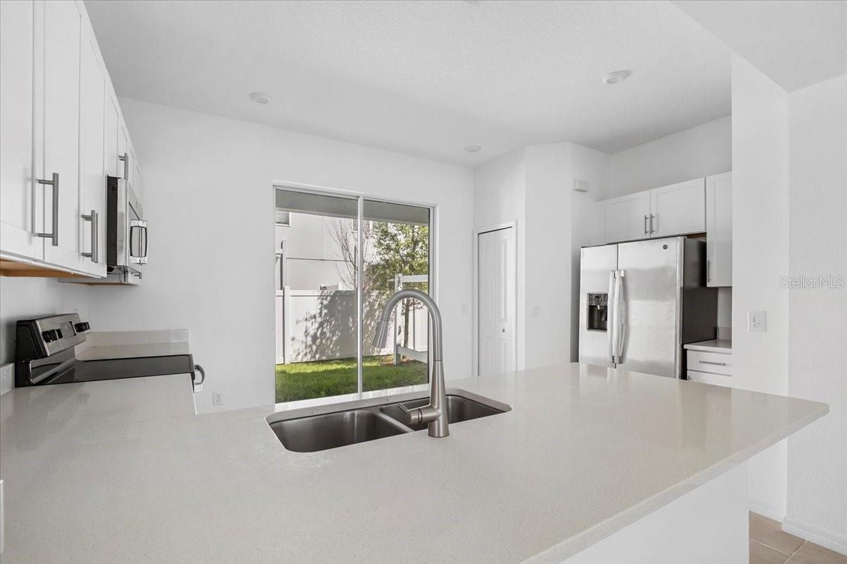 ARTISAN LAKES PRCL J PH 2A, 2B & 2C - Residential Lease