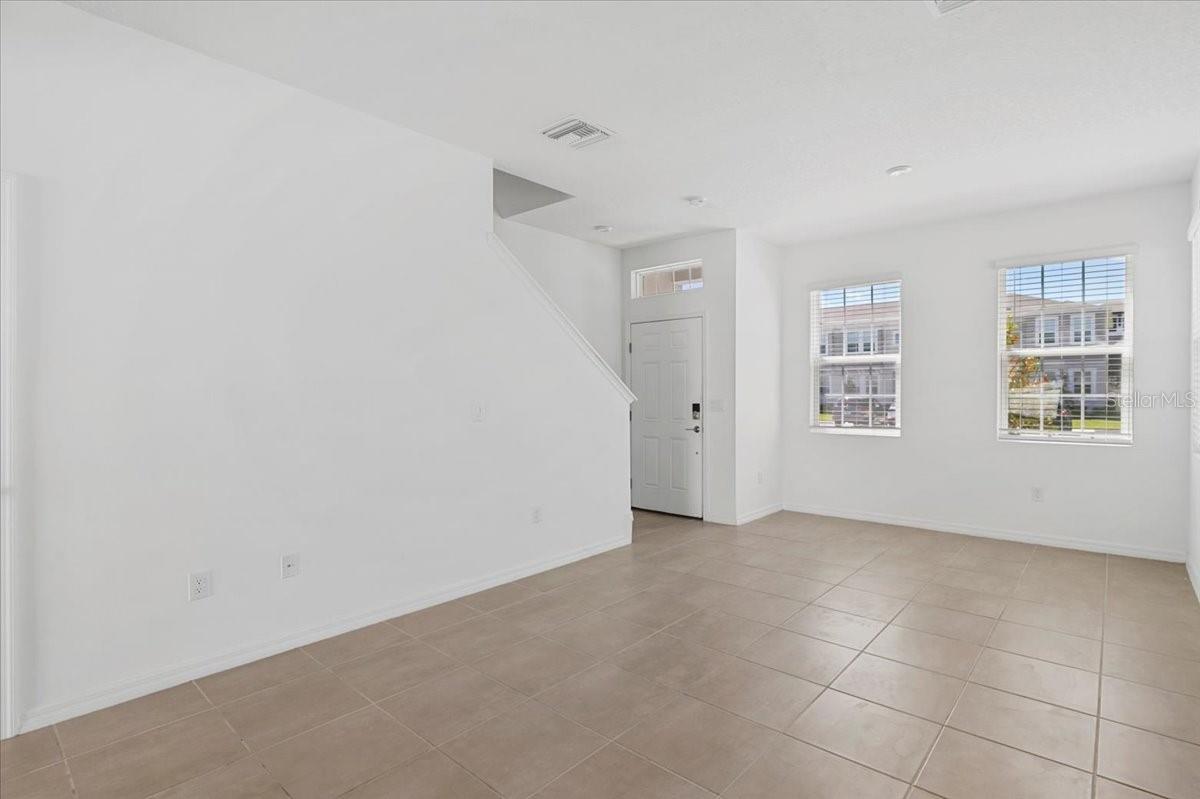 ARTISAN LAKES PRCL J PH 2A, 2B & 2C - Residential Lease