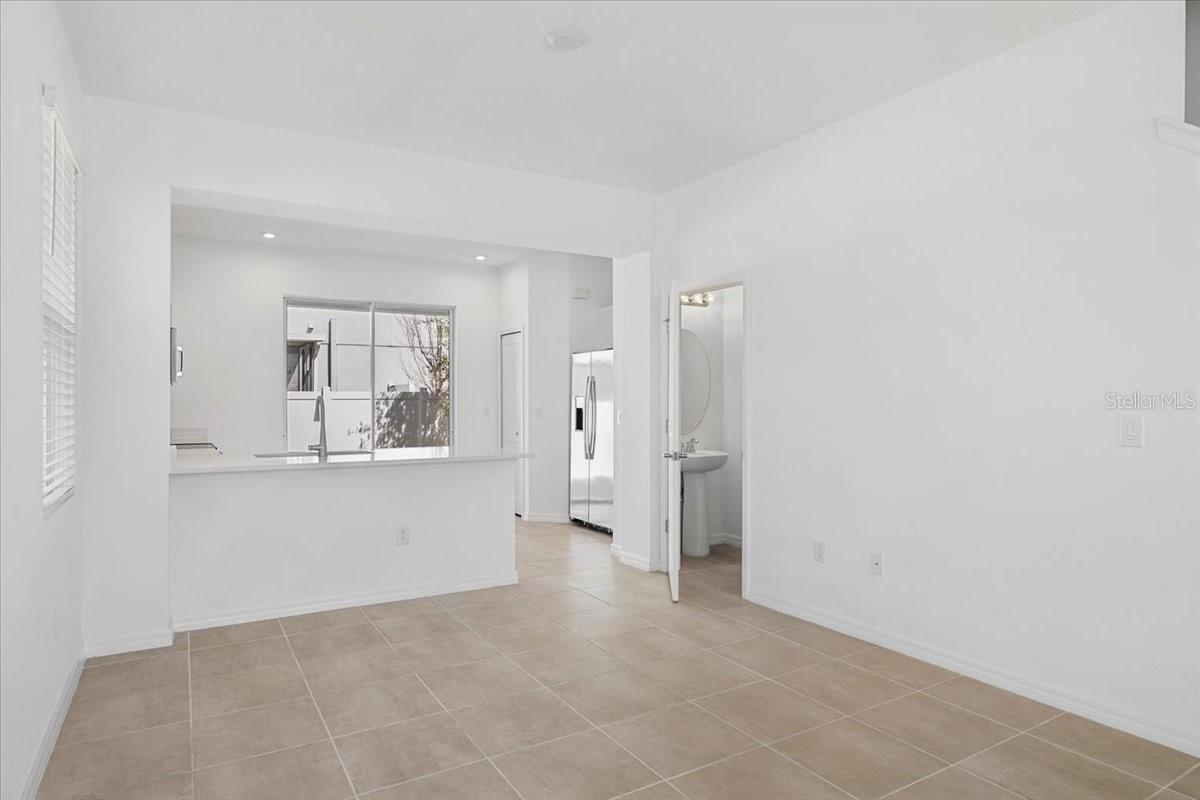 ARTISAN LAKES PRCL J PH 2A, 2B & 2C - Residential Lease