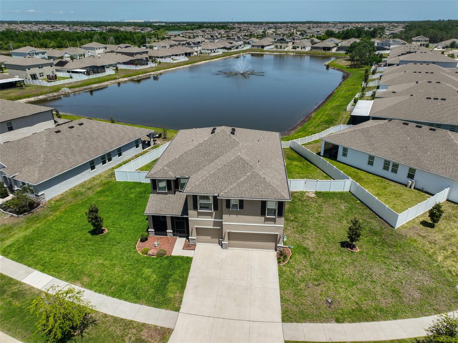 11924 BRIGHTON KNOLL LOOP