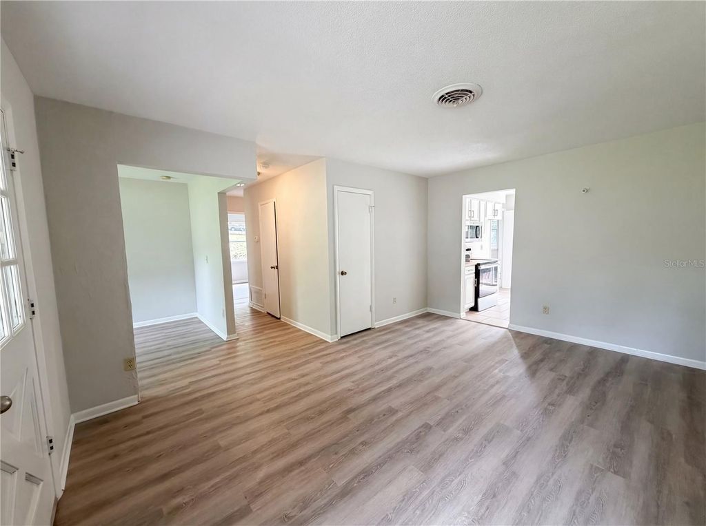 Photo of 1710 SE 33rd Street, Gainesville, FL 32641 (MLS # O6397735)