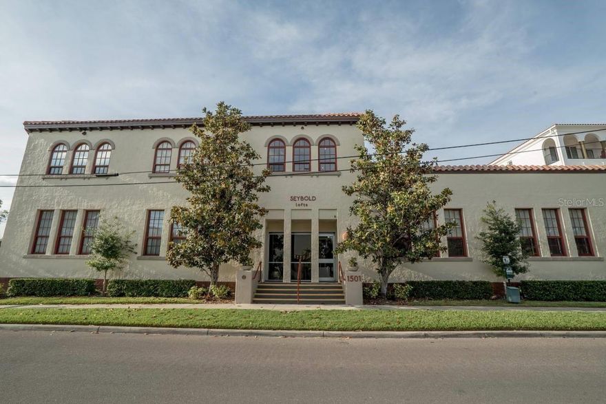 HYDE PARK CONDO AVAILABLE FOR RENT ON 01/01/2026!
This open and modern industrial-style condo offers the perfect blend of character, comfort, and convenience in one of Hyde Park’s most walkable areas. Located just a 5-minute stroll from the Village, you’ll enjoy easy access to local shops, restaurants, and neighborhood favorites.
Inside, the home features an open layout with two bedrooms and two full bathrooms, including a recently renovated primary bath. Industrial touches pair with modern upgrades throughout, including a kitchen with a built-in wine fridge and a new washer and dryer.
Residents can unwind or entertain atop the shared rooftop deck or make use of the community grills. The property includes secure entry keypads and surveillance cameras, providing added peace of mind. You’ll have one assigned covered parking spot along with ample visitor parking.
The building is pet-friendly, making it ideal for those with furry companions.
Stylish, functional, and perfectly located—this industrial Hyde Park condo has everything you need.
1,398 sq ft.
$4,500/month unfurnished (furnished options available if interested)

HOA approval with background check required