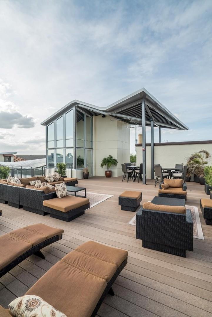 SEYBOLD LOFTS - Residential Lease