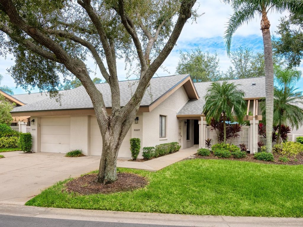 Photo of 5527 Kingsmere #36, Sarasota, FL 34235 (MLS # A4667889)