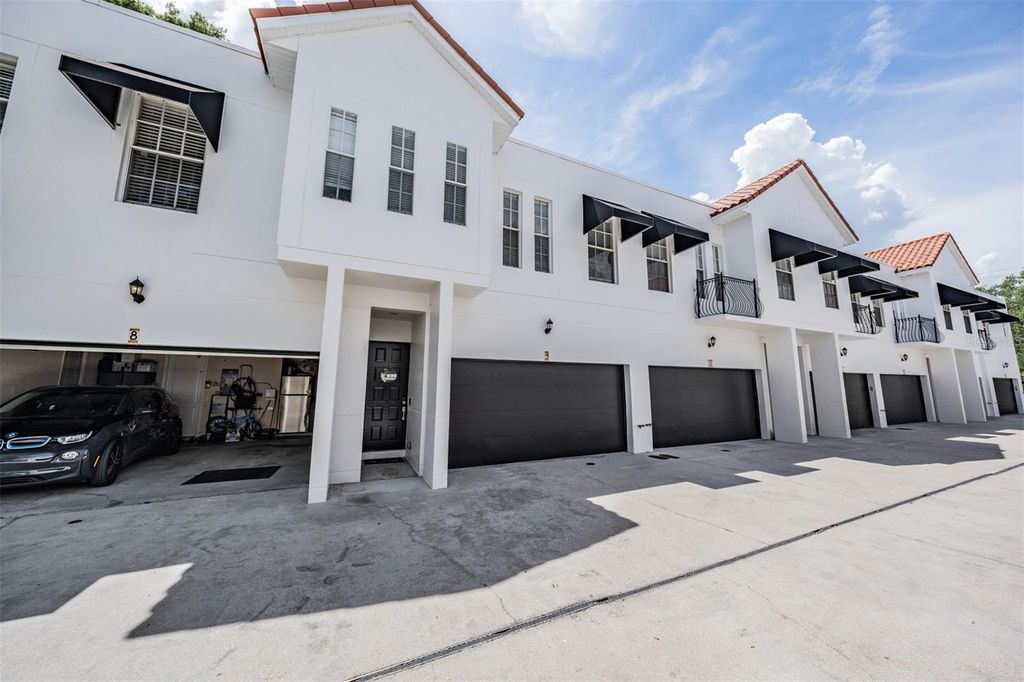 Photo of 3210 W Horatio Street #9, Tampa, FL 33609 (MLS # TB8472472)