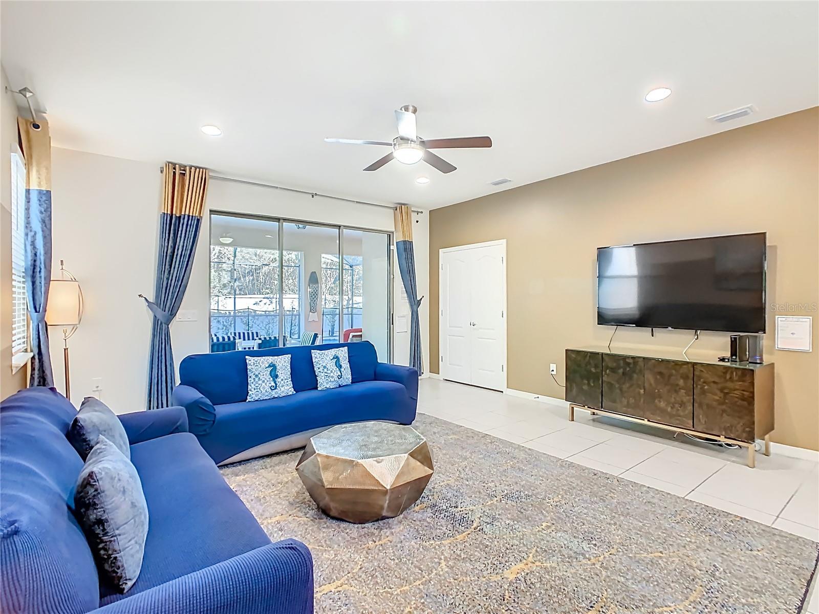 WINDSOR AT WESTSIDE PH 2A - Residential