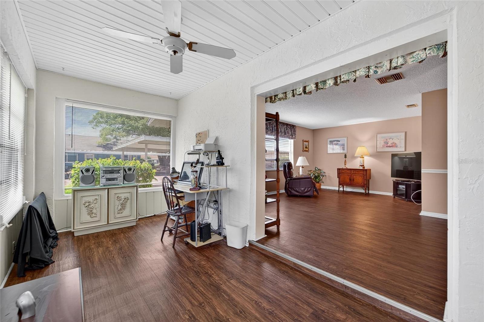 GLOUCESTER E CONDO - Residential