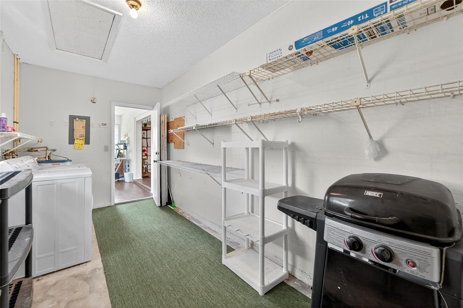 GLOUCESTER E CONDO - Residential