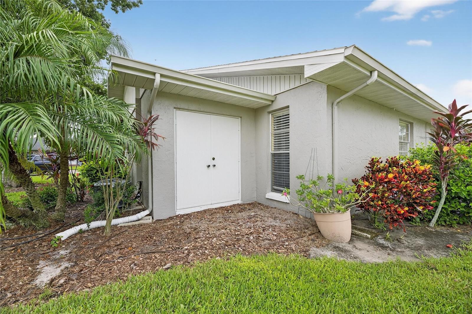 GLOUCESTER E CONDO - Residential