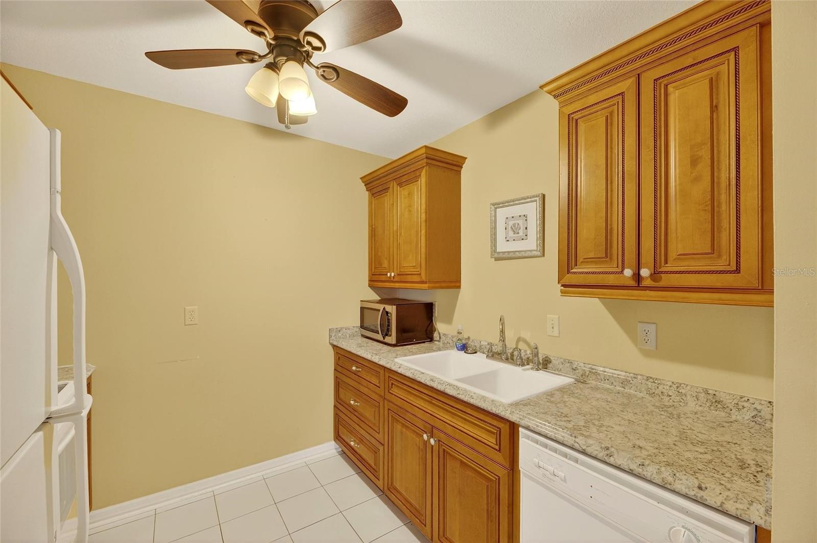 GLOUCESTER E CONDO - Residential