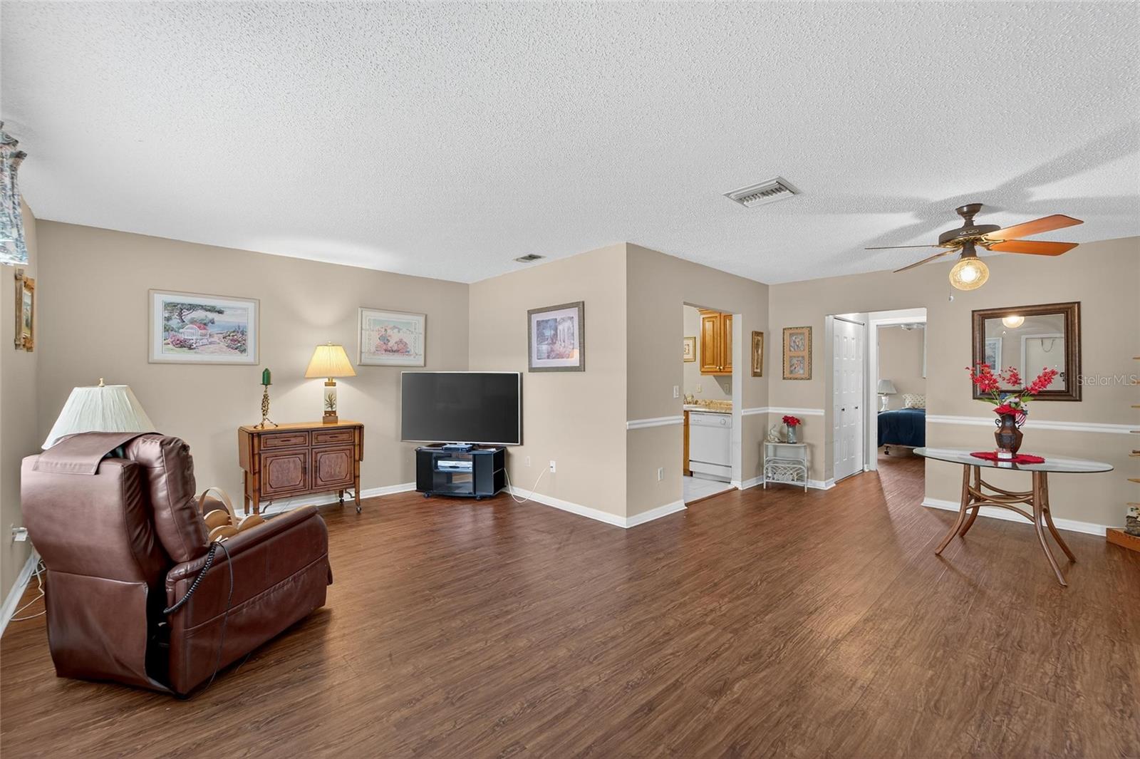 GLOUCESTER E CONDO - Residential