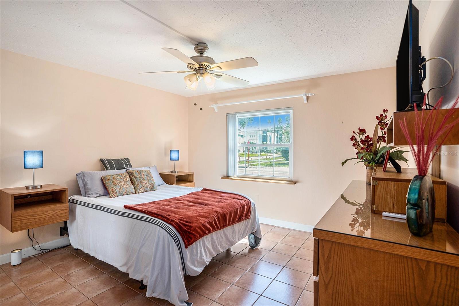 THE VINEYARD A CONDO - Residential