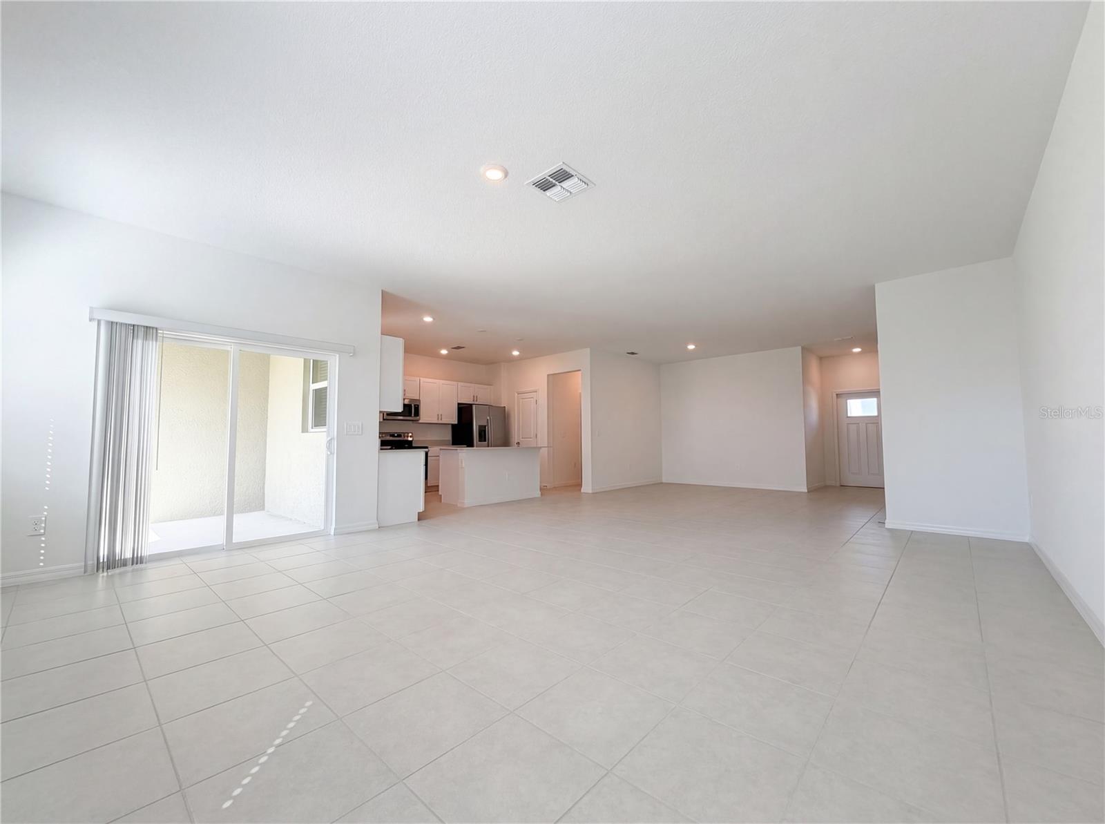 SEAIRE TOWNHOMES - Residential