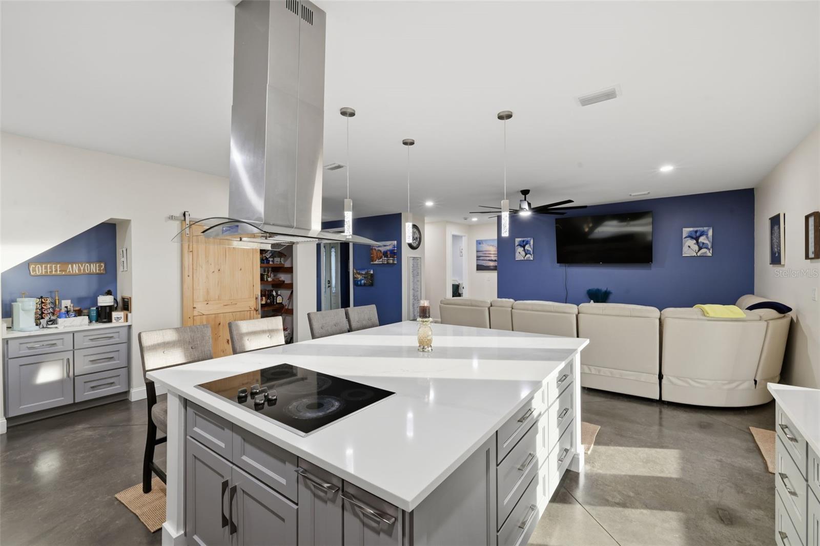 ACREAGE - Residential