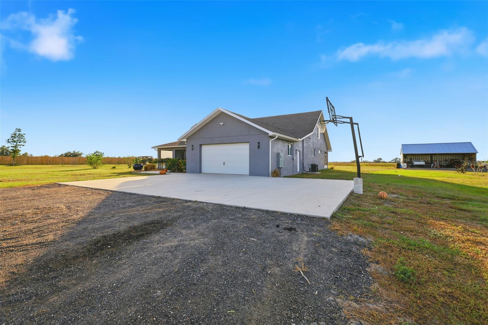 ACREAGE - Residential