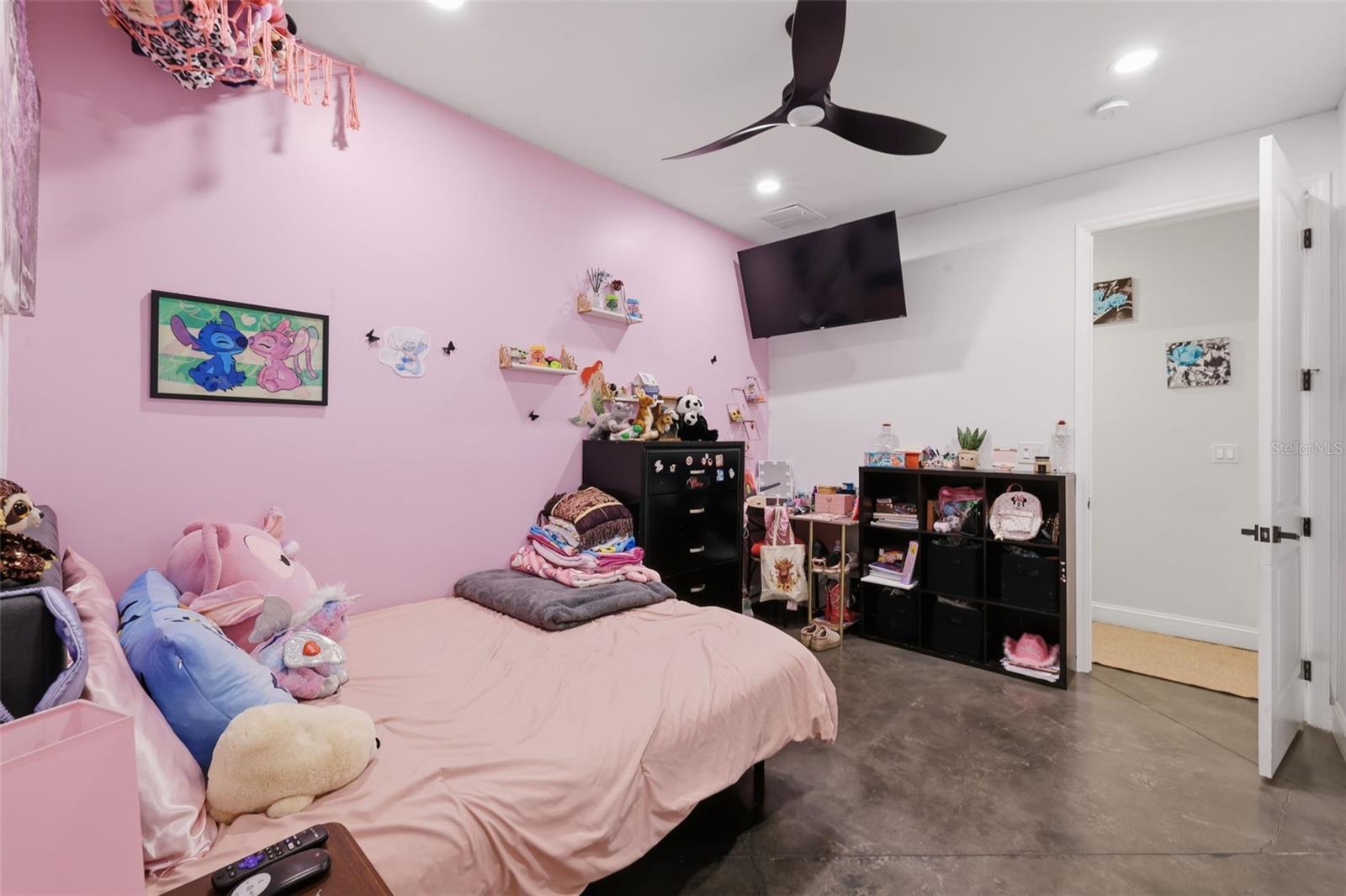 ACREAGE - Residential