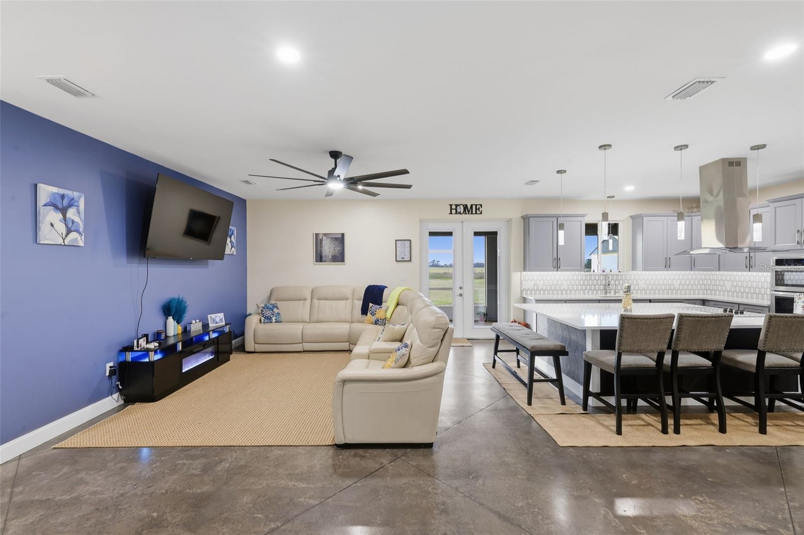 ACREAGE - Residential