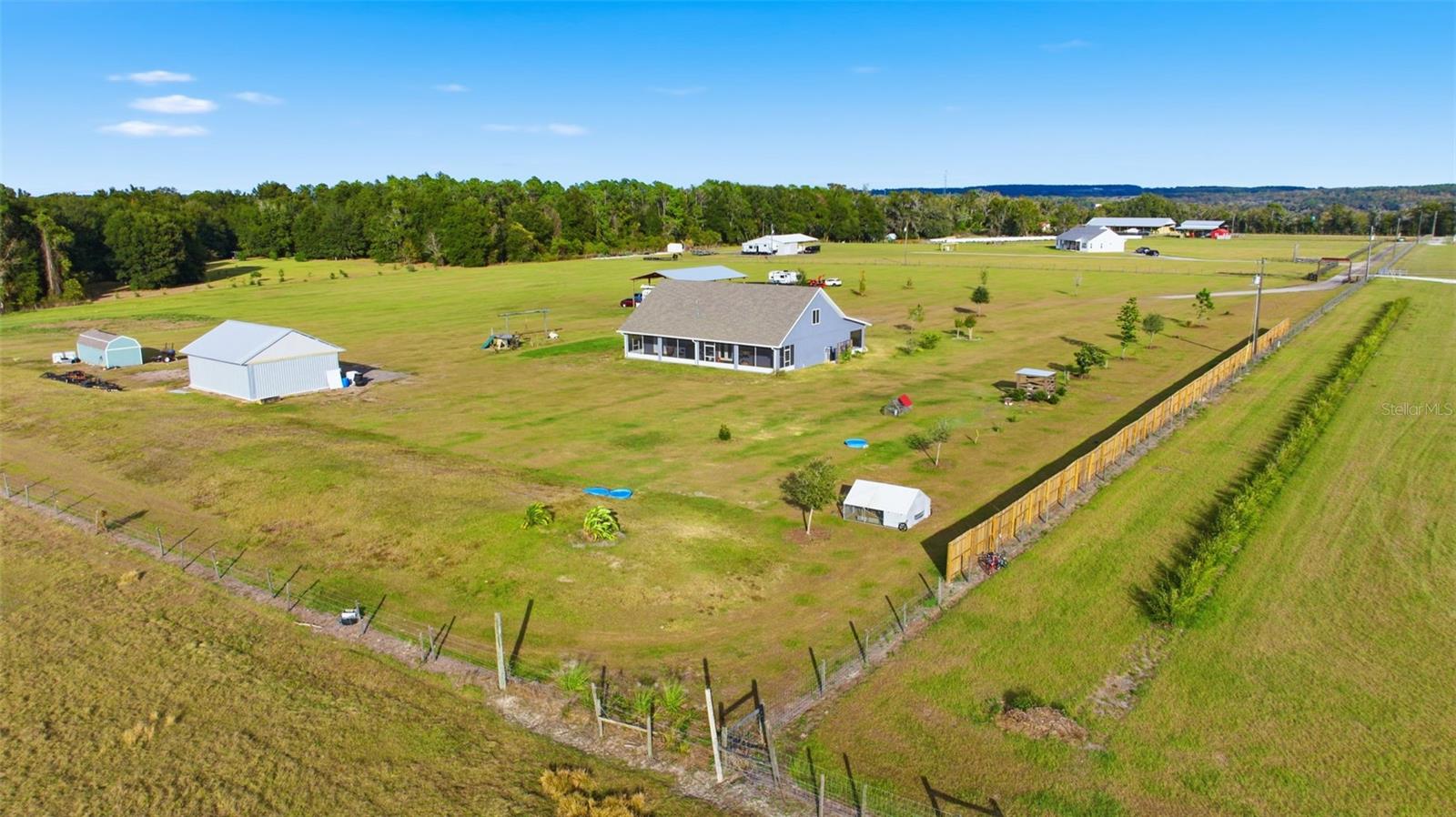 ACREAGE - Residential