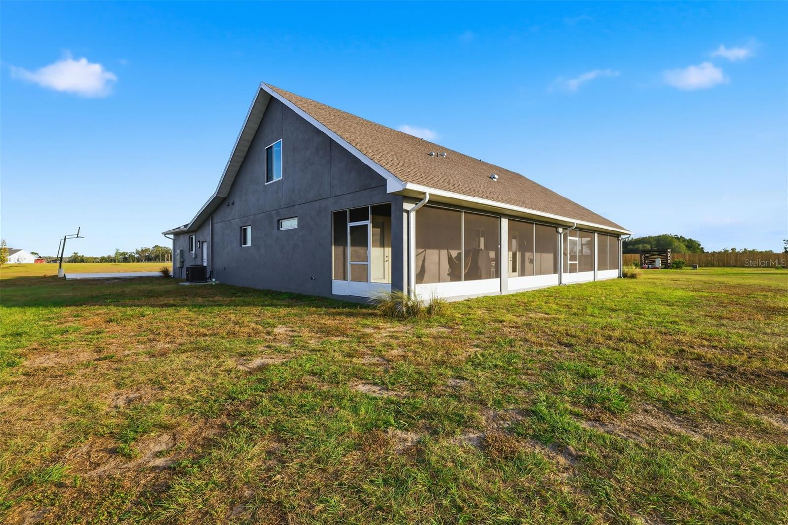 ACREAGE - Residential