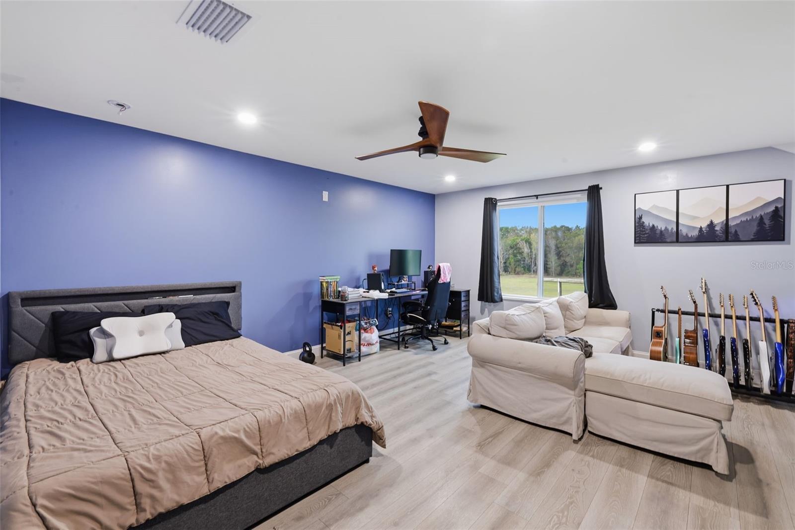 ACREAGE - Residential