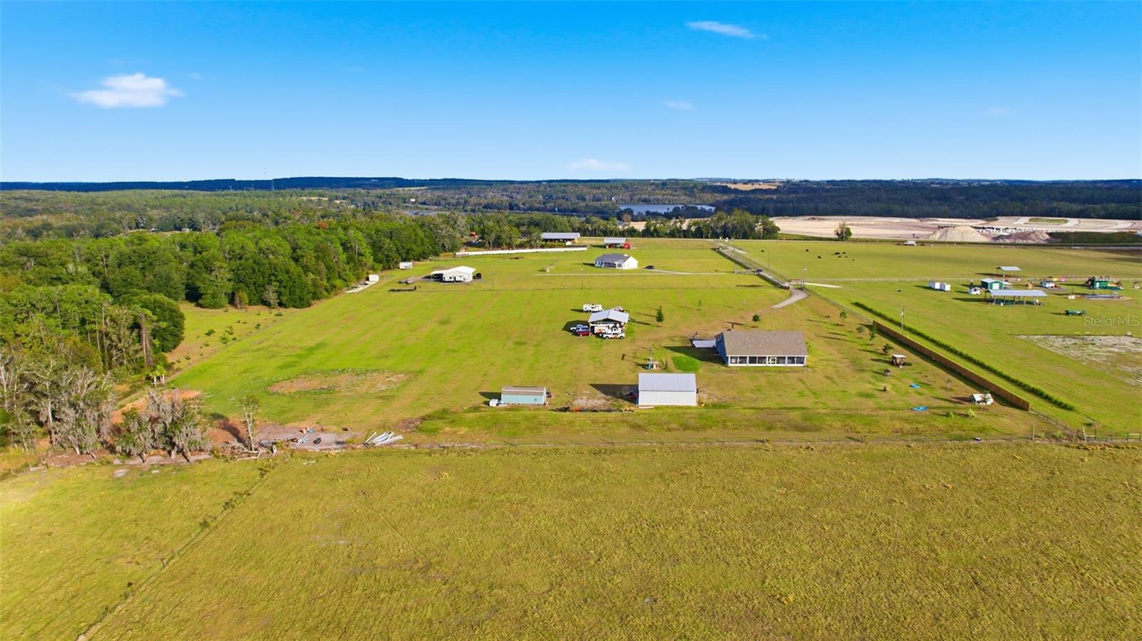 ACREAGE - Residential