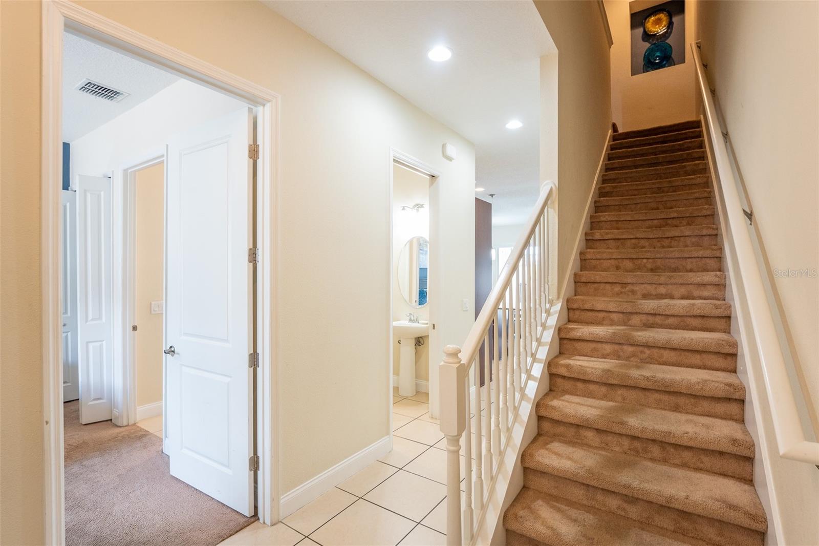 FESTIVAL PH 1 - Residential Lease