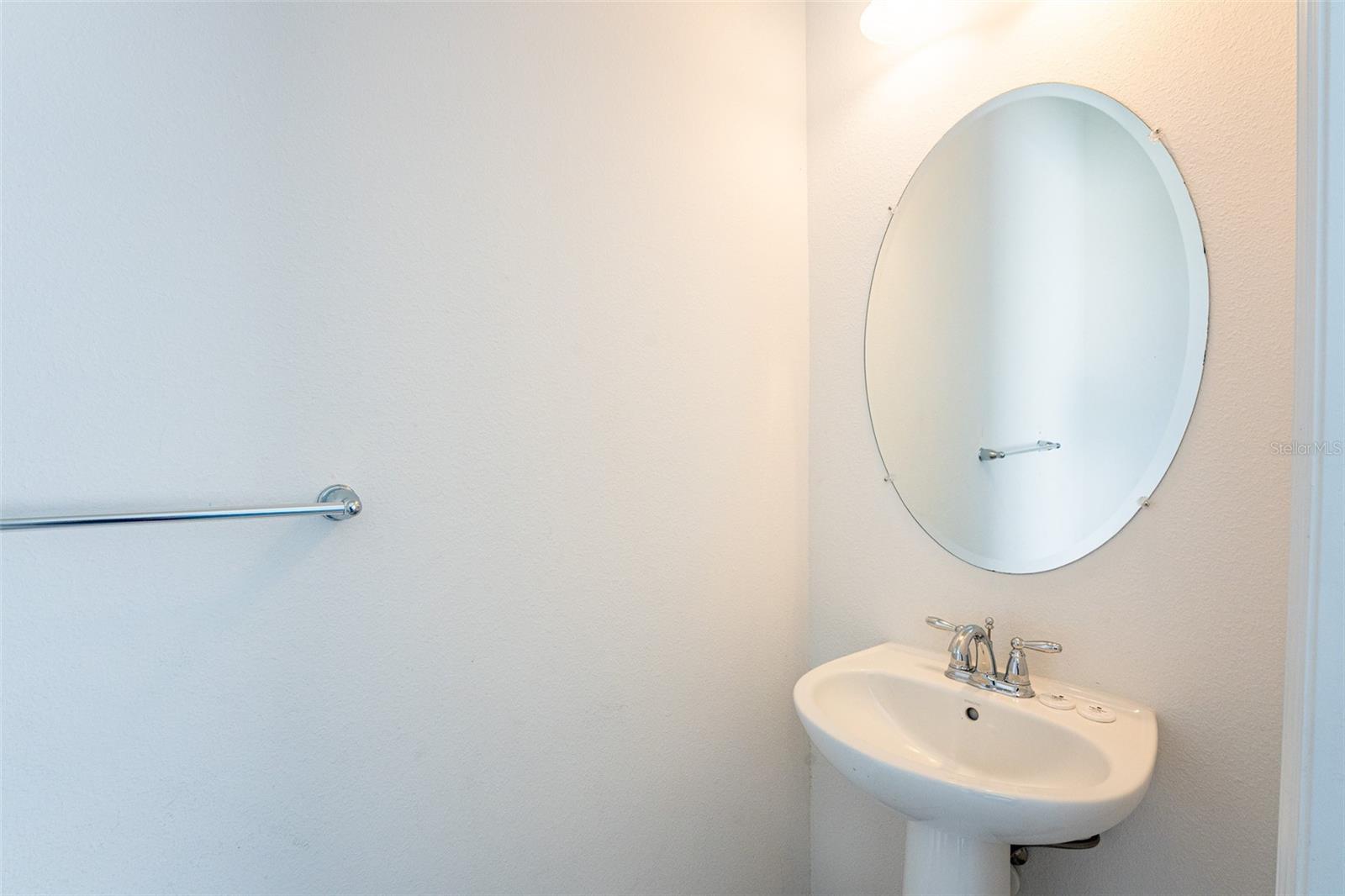 FESTIVAL PH 1 - Residential Lease