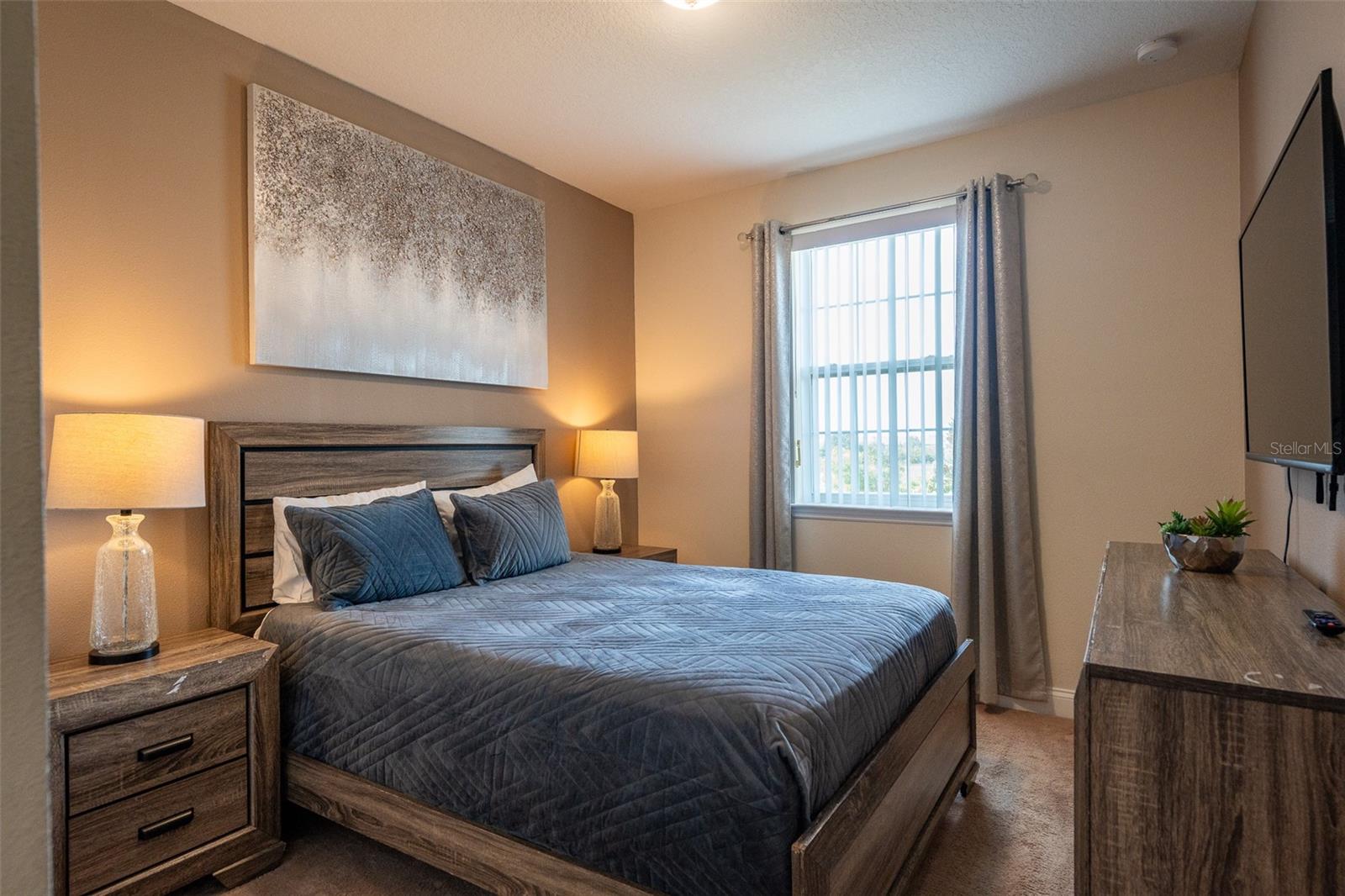 FESTIVAL PH 1 - Residential Lease