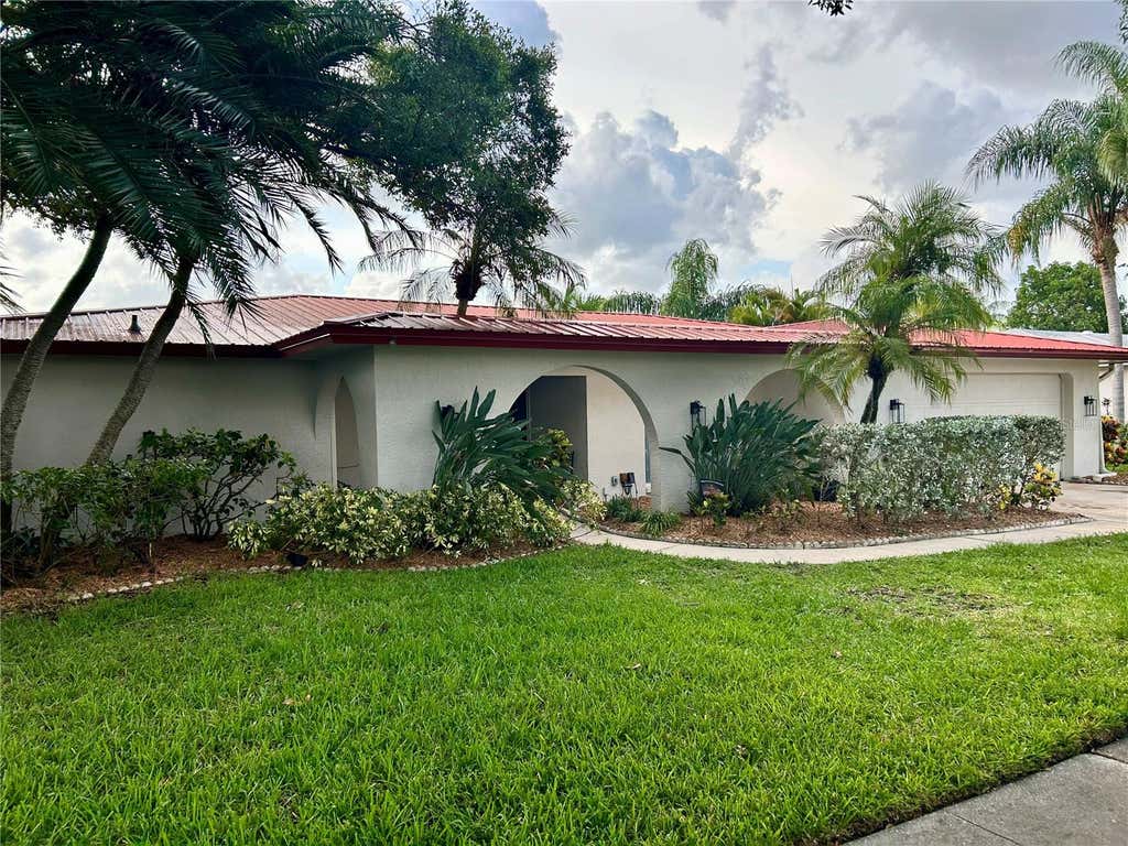 Photo of 2126 Egret Drive, Clearwater, FL 33764 (MLS # TB8532393)