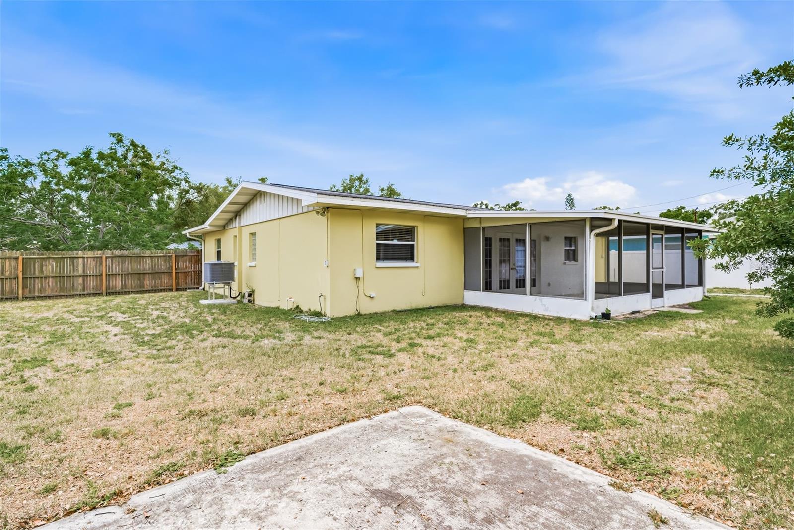 GUERNSEY ESTATES ADD - Residential