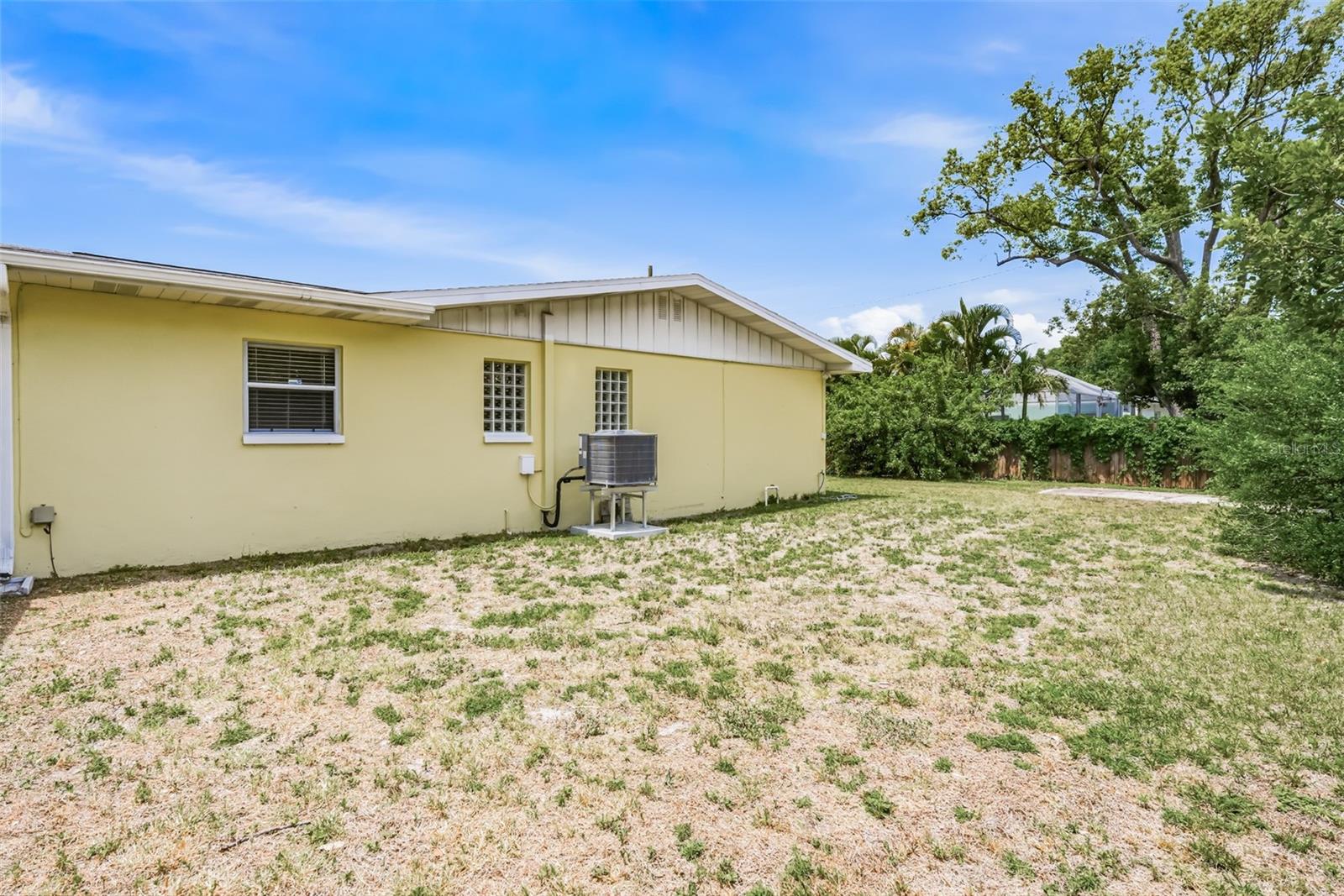 GUERNSEY ESTATES ADD - Residential