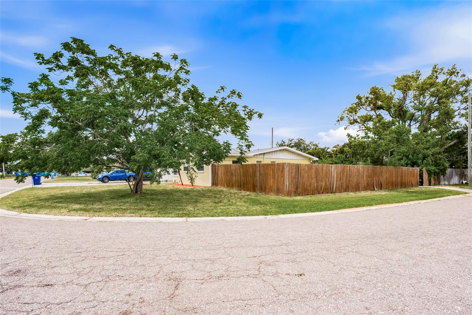 GUERNSEY ESTATES ADD - Residential