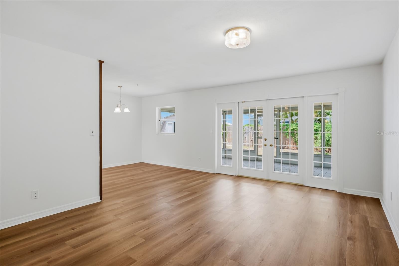 GUERNSEY ESTATES ADD - Residential