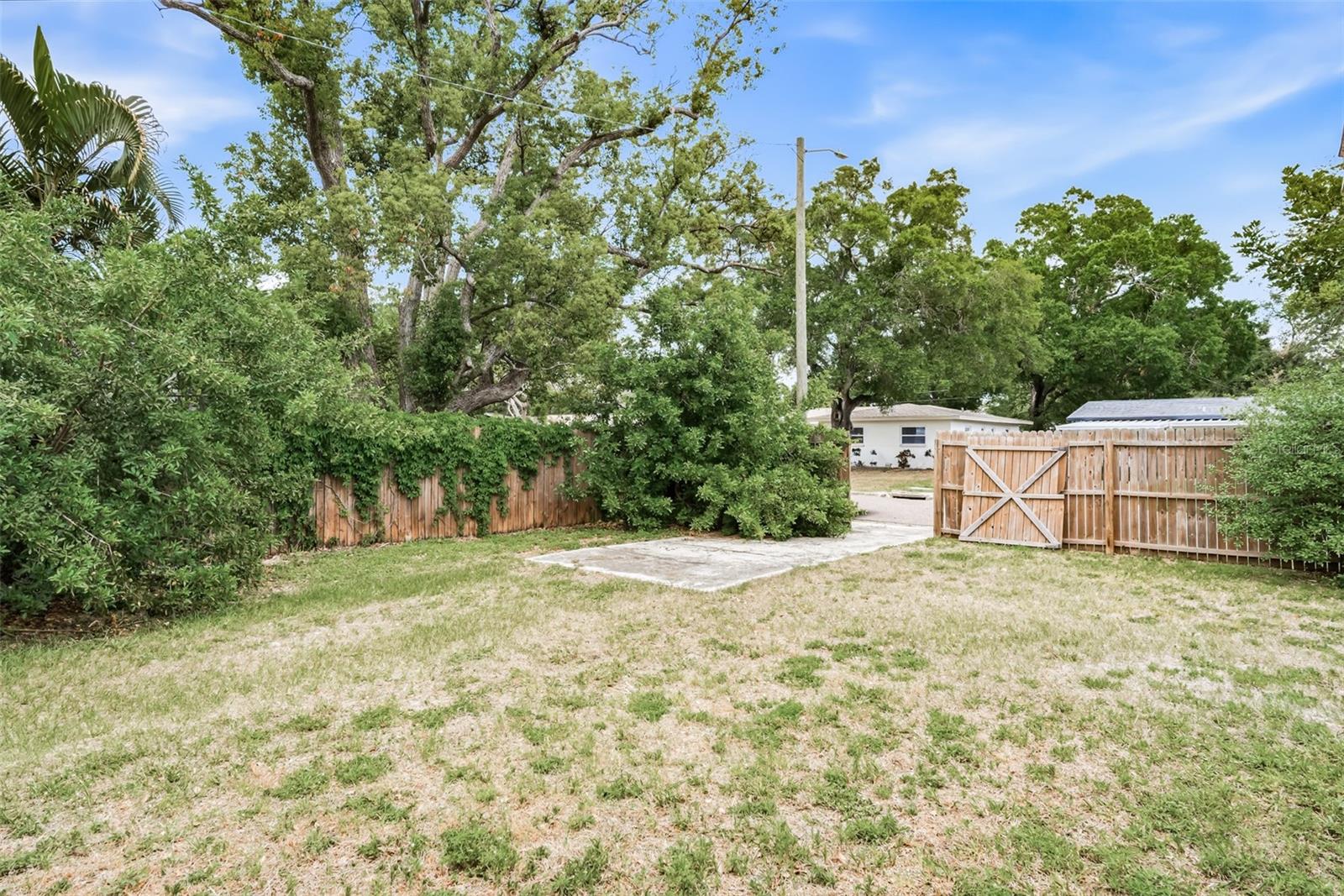 GUERNSEY ESTATES ADD - Residential