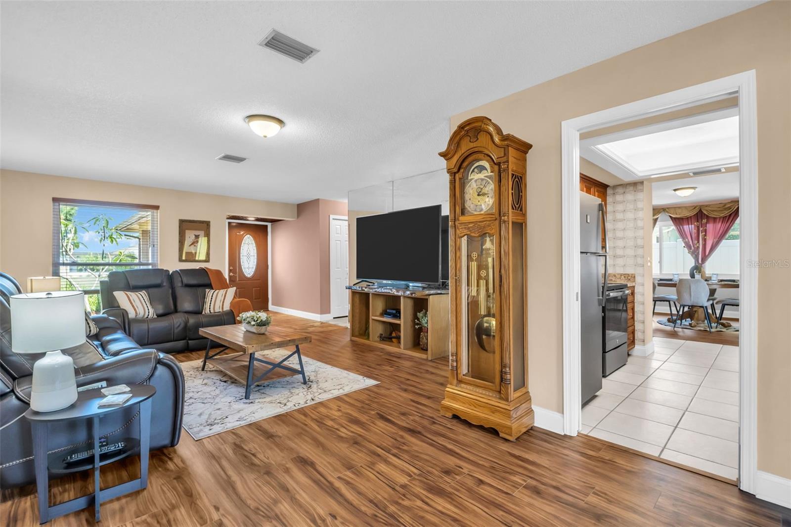 2597 BRAMBLEWOOD DRIVE E