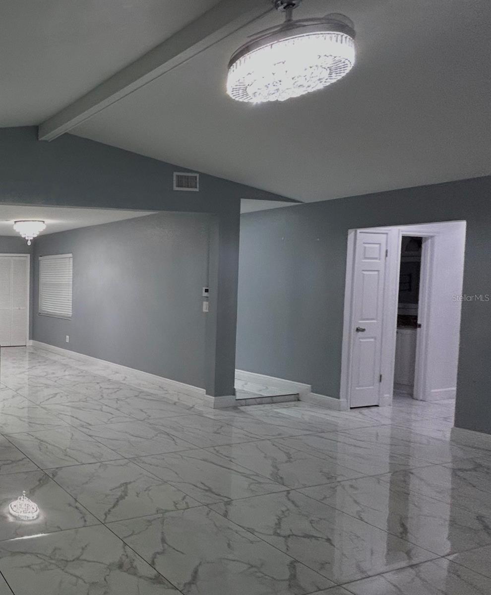 TOWNN COUNTRY PARK UN 23 - Residential