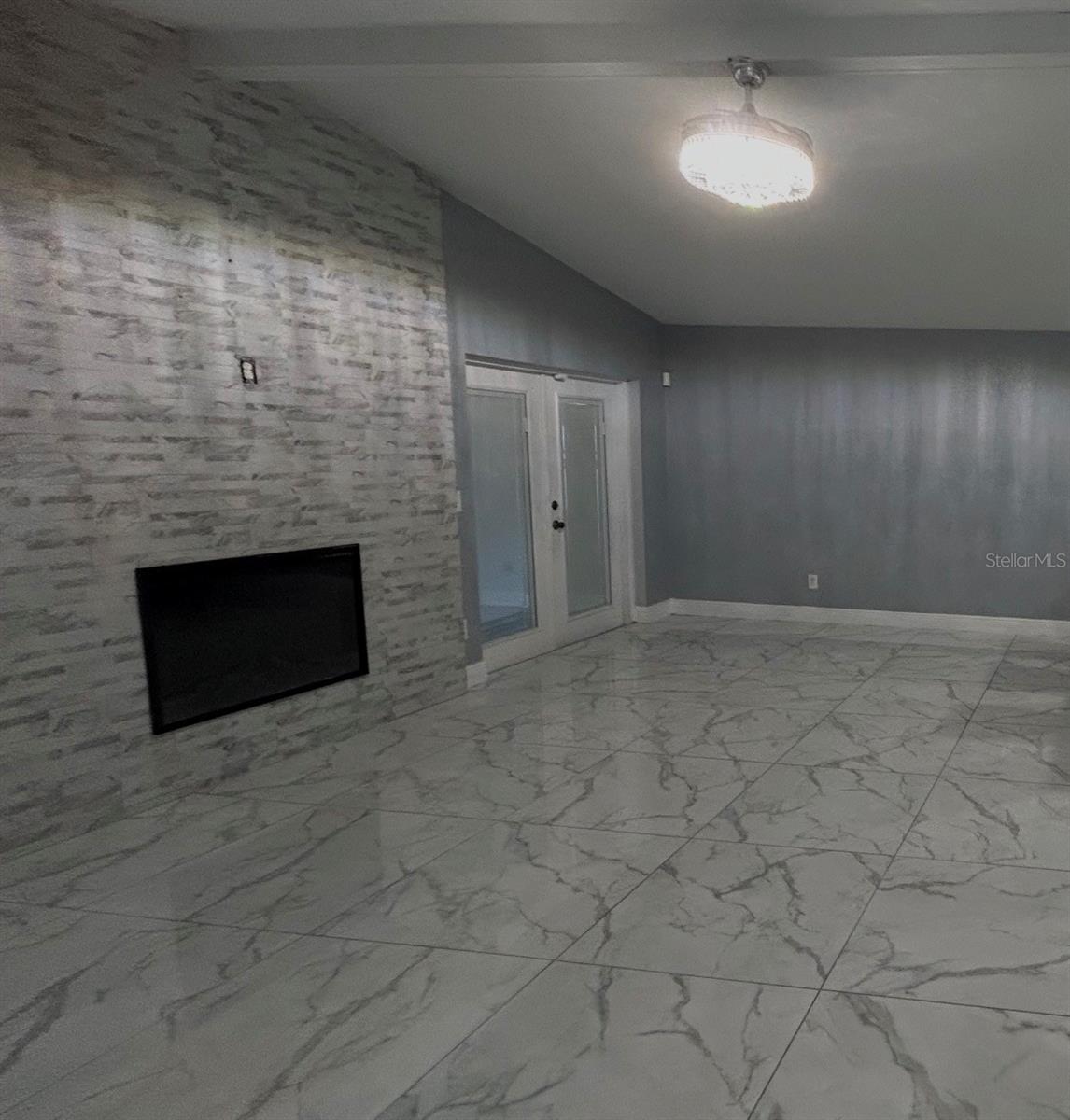 TOWNN COUNTRY PARK UN 23 - Residential